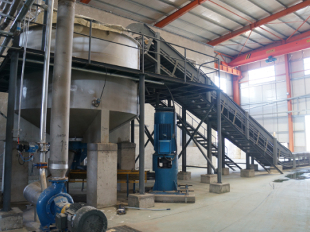 高(gāo)濃造紙(zhǐ)碎漿機(jī)