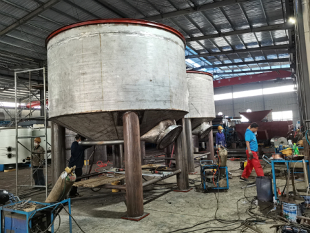 高(gāo)濃造紙(zhǐ)碎漿機(jī)